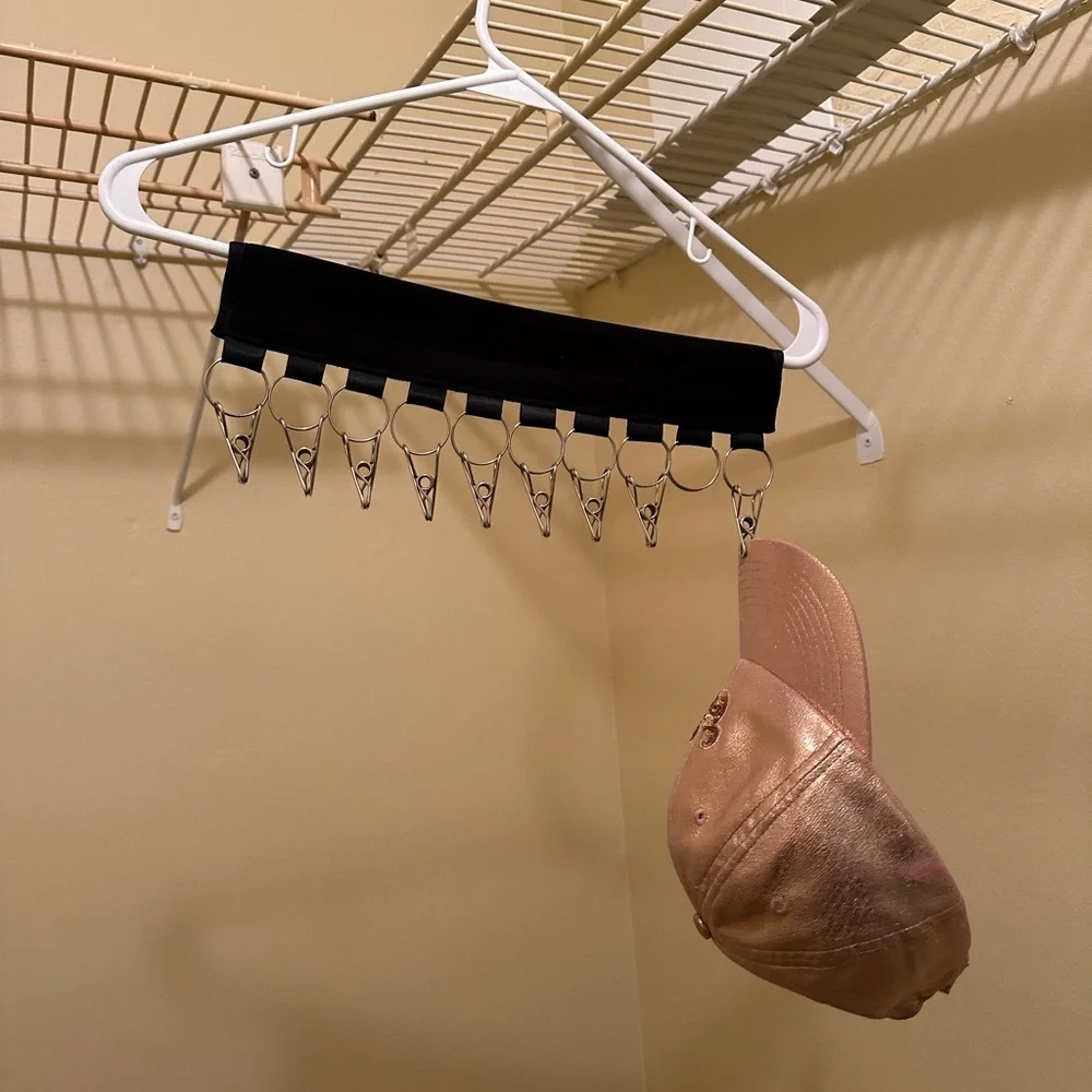 FINAL PRICE:  📣 Closet Space Saver- Clips for Hanging Items